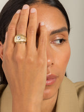 Load image into Gallery viewer, f5904cc7-aacb-4d12-adc8-074ff2007323:5:model:women
