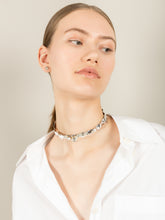 Load image into Gallery viewer, 38c4ed6f-4a6c-474e-9096-fb2c6b1dadd9:2:model:women
