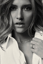 Load image into Gallery viewer, a3f0e3c6-3a52-4ab6-85fc-1db900f016a3:1:editorial:women
