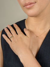 Load image into Gallery viewer, bebbf7e4-dbe7-47be-9415-512687f2cd3a:4:model:women
