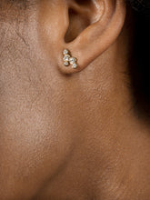 Load image into Gallery viewer, 14k stargazer five diamond ear-studs

