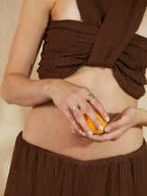 Load image into Gallery viewer, 789540f7-60e3-4ba3-b7d4-f0804131031f:6:editorial:women
