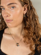 Load image into Gallery viewer, dc88f2d9-6177-4a79-9788-fd860454cf1b:1:model:women
