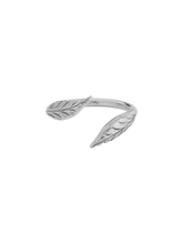 Load image into Gallery viewer, The open leaf ring
